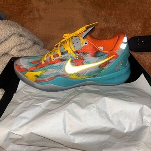 SIZE 10 NİKE KOBE VENICE WORN TWICE *BASICALLY BRAND NEW*